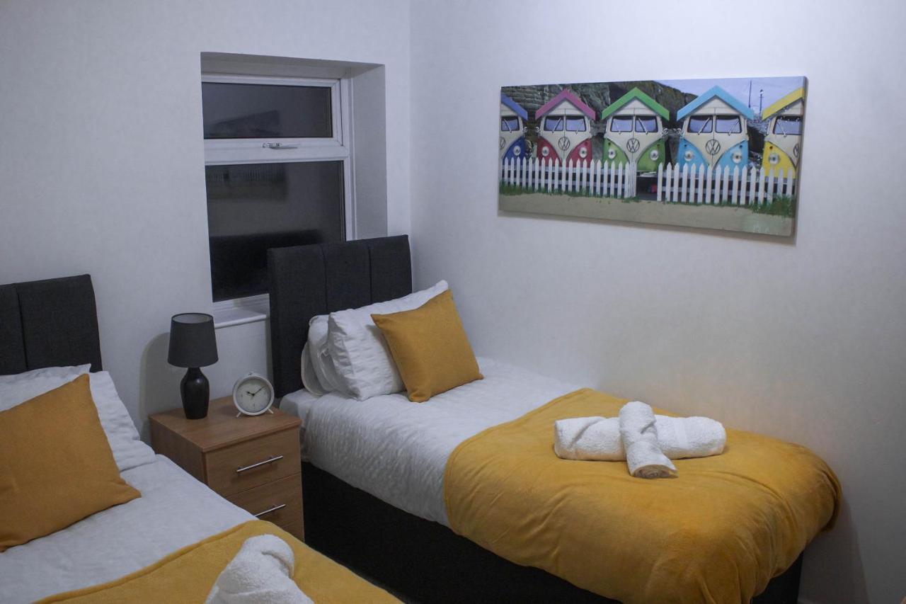 Business Friendly 3Br Home - King Size Beds & Centrally Located Свонсі Екстер'єр фото