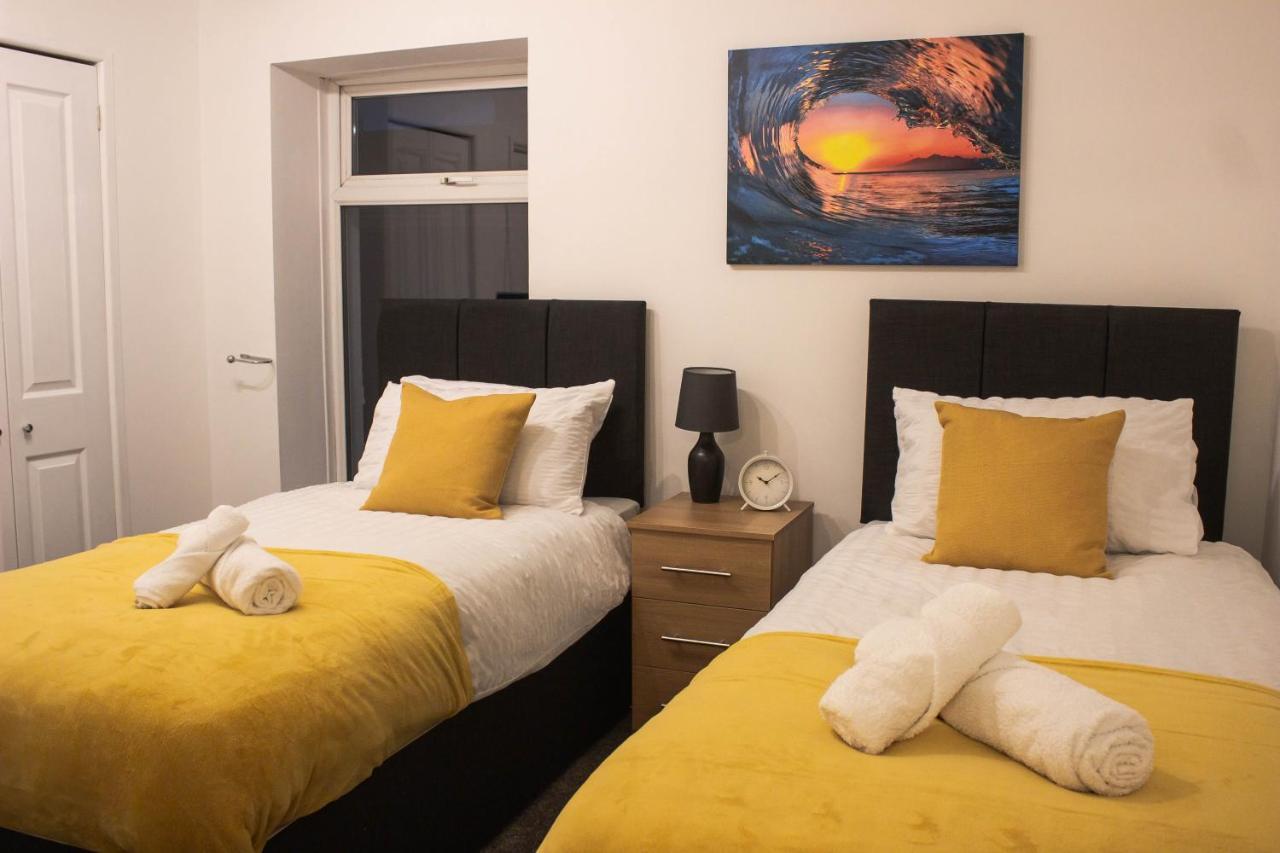 Business Friendly 3Br Home - King Size Beds & Centrally Located Свонсі Екстер'єр фото