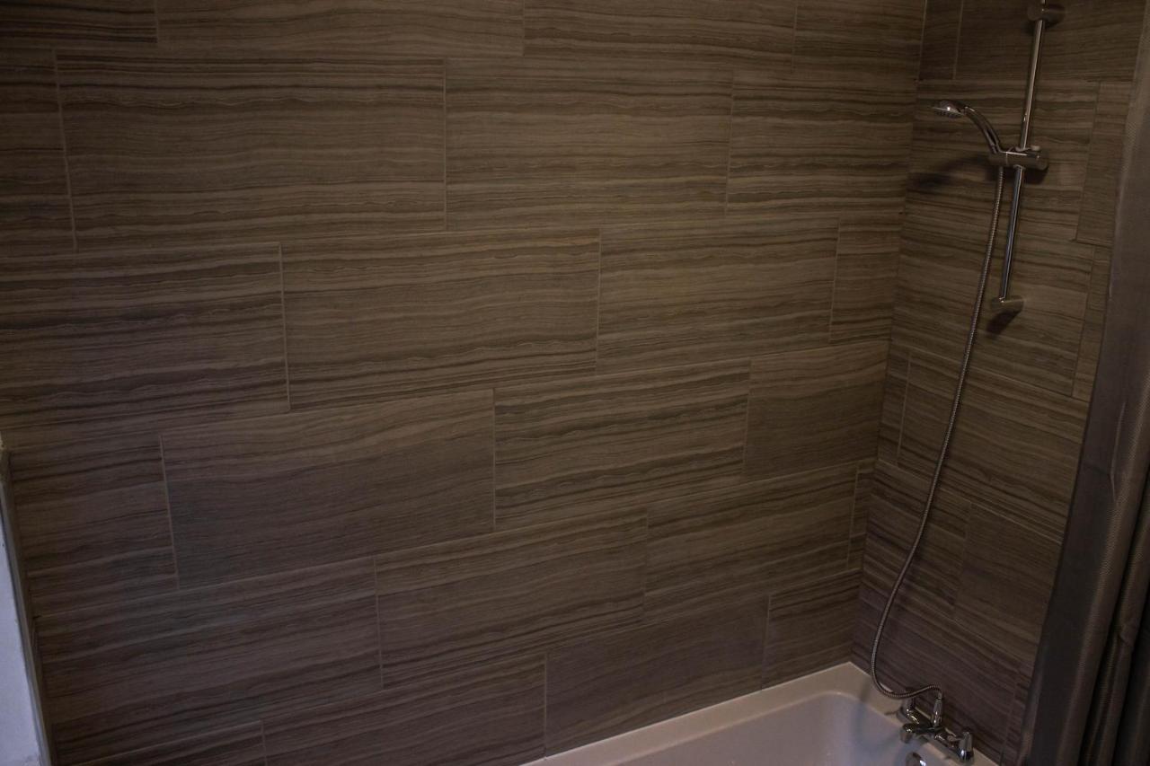 Business Friendly 3Br Home - King Size Beds & Centrally Located Свонсі Екстер'єр фото