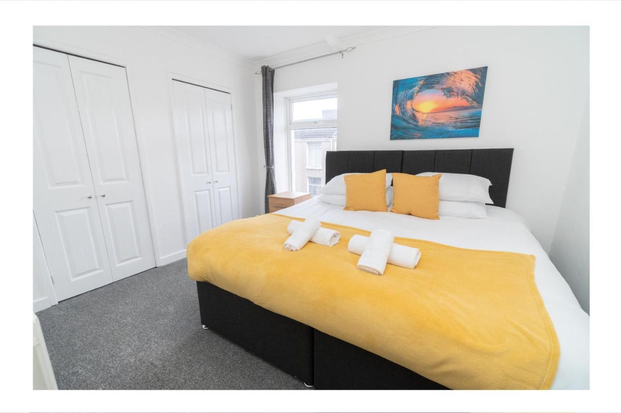 Business Friendly 3Br Home - King Size Beds & Centrally Located Свонсі Екстер'єр фото